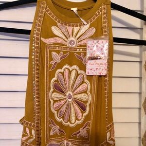 Free People Tunic- never worn, tags attached.